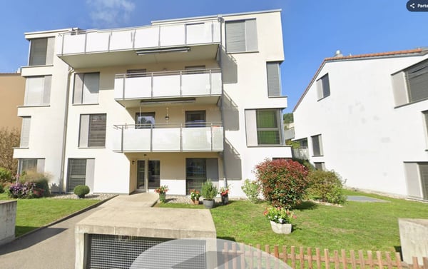 Bel appartement de 2.5 pièces en duplex avec mezzanine et grand balcon à Moudon 1