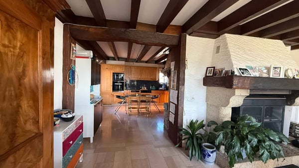 Duplex de 5.5 pièces avec jardin privatif au cur de Corcelles-près-Concise 6
