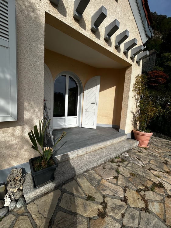 Spacieux appartement avec terrasse, jardin et vue panoramique sur le lac à Montreux 13