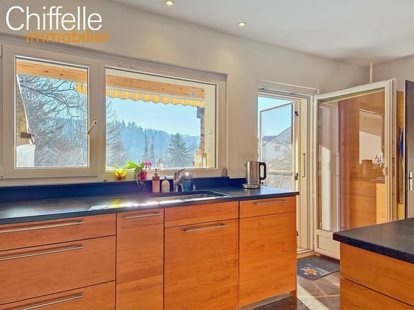 Belle propriété de 3 logements avec grand jardin 3