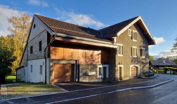 Belle propriété de 3 logements avec grand jardin 12