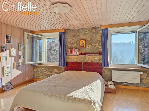 Immeuble résidentiel de 3 logements avec grand jardin 8