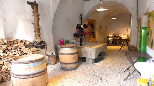 Belle maison vigneronne entièrement rénovée et vues magnifiques ! 10