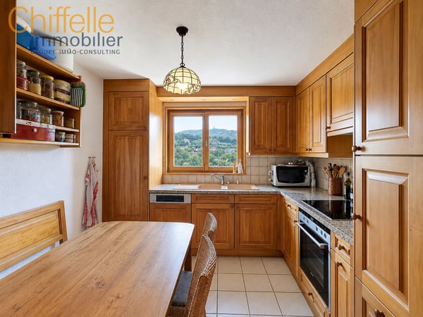 Belle villa familiale avec panorama sur le Léman et les Alpes 3