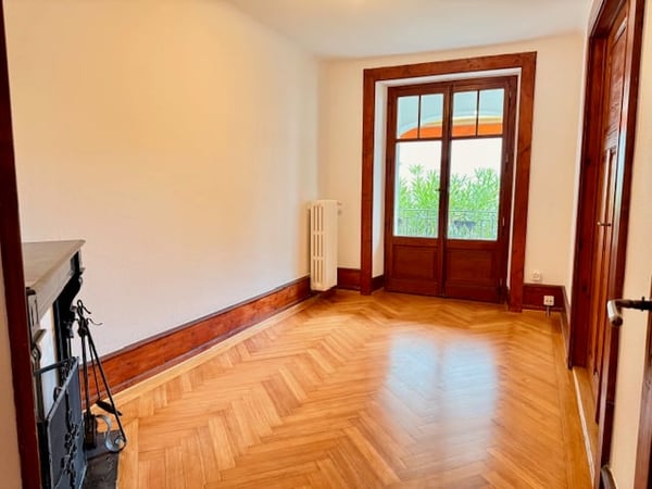 A SAISIR JOLI 1.5 PIECES AVEC JARDIN PRIVATIF 6