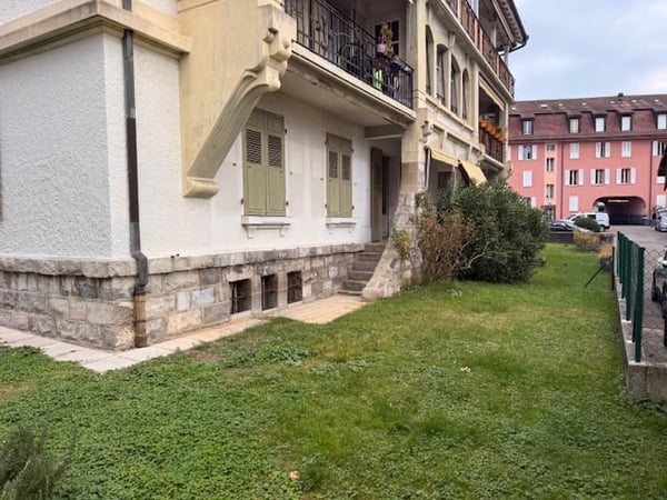 A SAISIR JOLI 1.5 PIECES AVEC JARDIN PRIVATIF 11