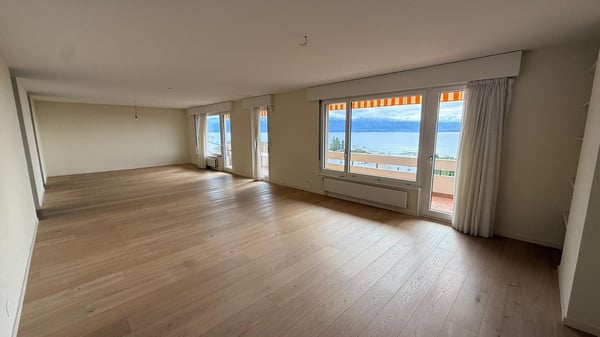 Magnifique appartement de 6 pièces rénové à Lutry 1
