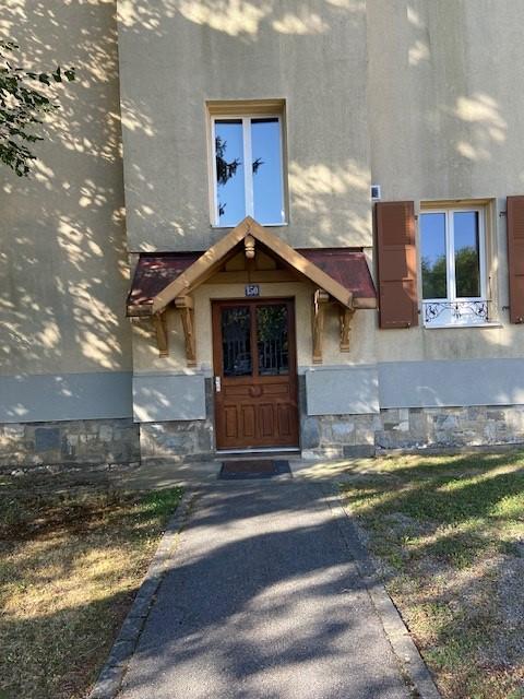 Charmant appartement de 2.5 pcs au rez 1