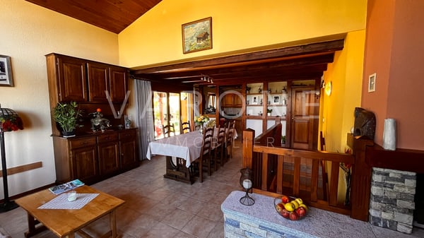 Charmant Chalet à Briey/Chalais  Un véritable Havre de Paix 6