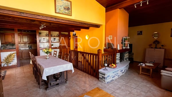 Charmant Chalet à Briey/Chalais  Un véritable Havre de Paix 2