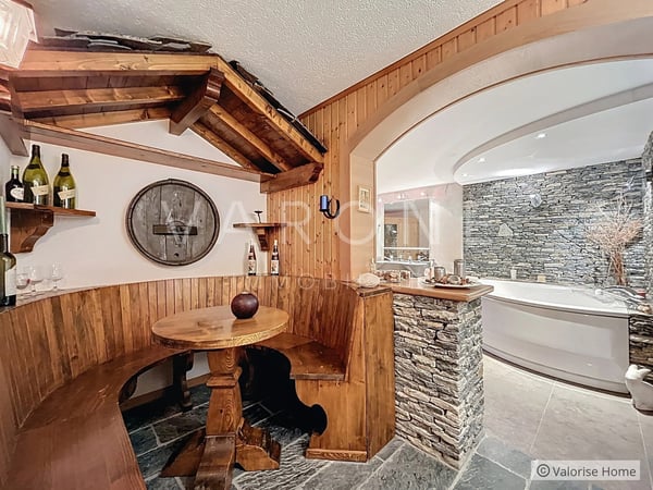 À vendre - Chalet de charme de 6 pièces avec piscine à Savièse 9