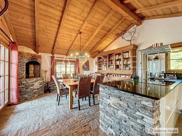 À vendre - Chalet de charme de 6 pièces avec piscine à Savièse 5