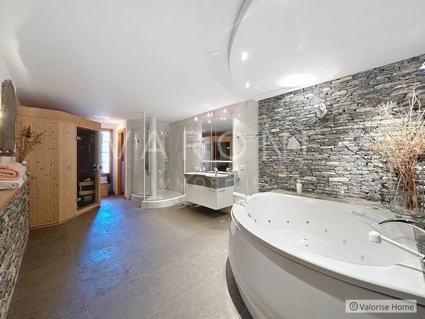 À vendre - Chalet de charme de 6 pièces avec piscine à Savièse 10