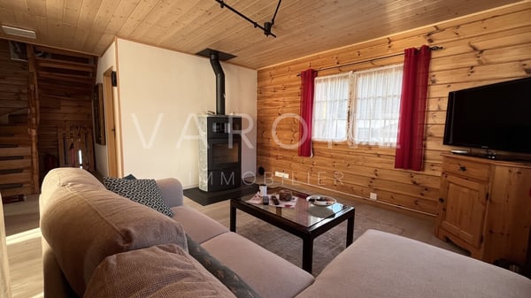 Spacieux chalet rénové et agrandi de 4.5 pièces 9