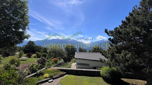 Charmant chalet avec vue sur les Alpes 11