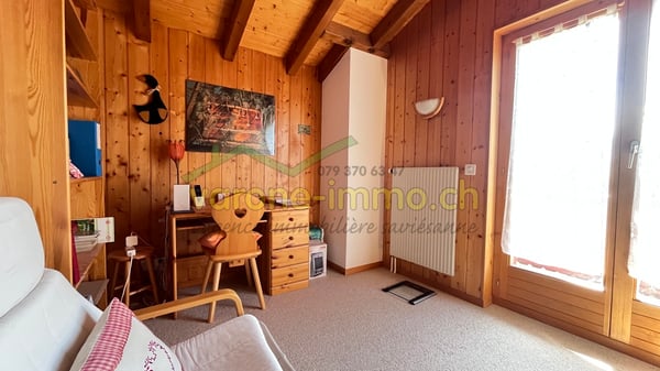 Charmant chalet avec vue sur les Alpes 8
