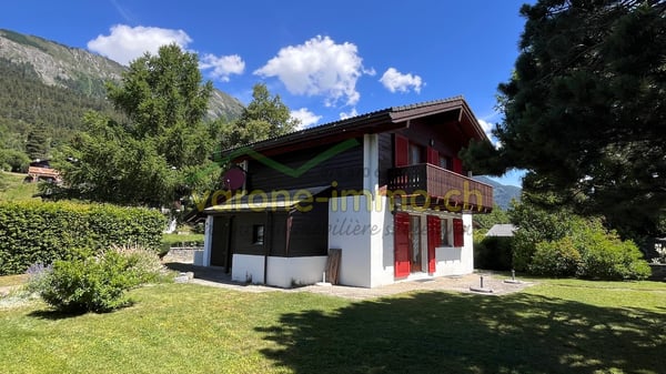 Charmant chalet avec vue sur les Alpes 1
