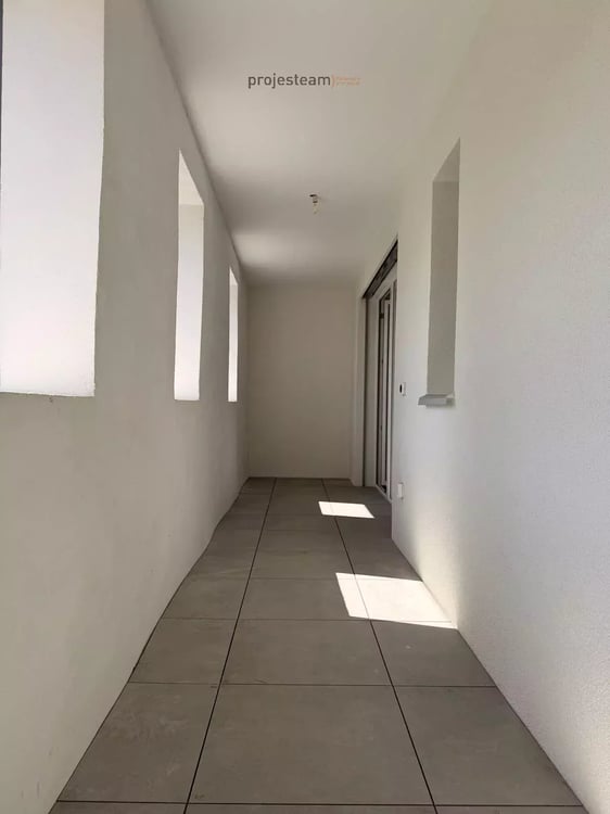 Appartement neuf - Duplex combles au cachet et charme accentué par des doubles hauteurs de plafond 8