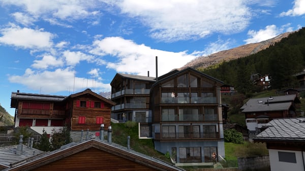 Chalet SKYFALL |4.5 Zimmerwohnung 2. Dachgeschoss Süd-West |ERSTWONS