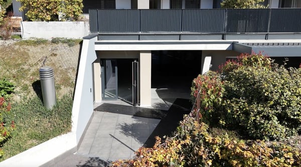 LOCAL COMMERCIAL NEUF A SION DANS LE CHARMANT QUARTIER DE PLATTA 5