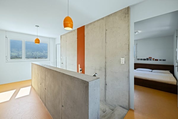 MAGNIFIQUE VILLA CONTEMPORAINE 2 PCES ½ DE 250 M2 AU COEUR DES VIGNES À NOËS (SIERRE) 24