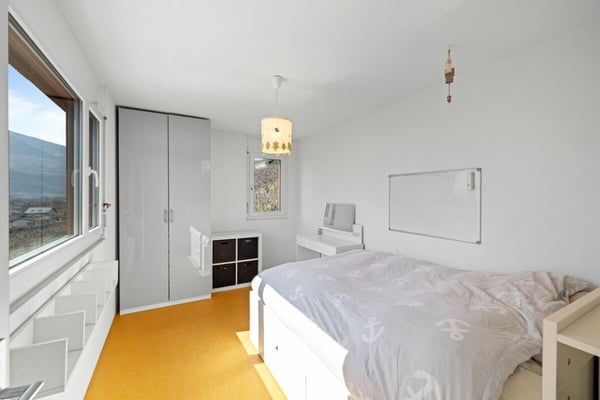 MAGNIFIQUE VILLA CONTEMPORAINE 2 PCES ½ DE 250 M2 AU COEUR DES VIGNES À NOËS (SIERRE) 21