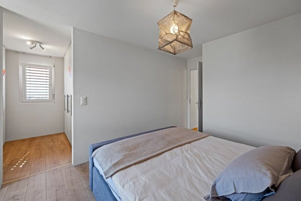 MAGNIFIQUE VILLA CONTEMPORAINE 2 PCES ½ DE 250 M2 AU COEUR DES VIGNES À NOËS (SIERRE) 18