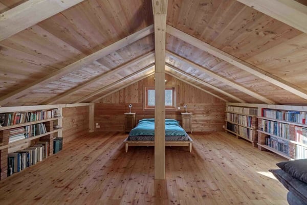 Un chalet d'exception en résidence secondaire, accessible aux acheteurs étrangers, à deux pas du centre du village d'Evolène. 19