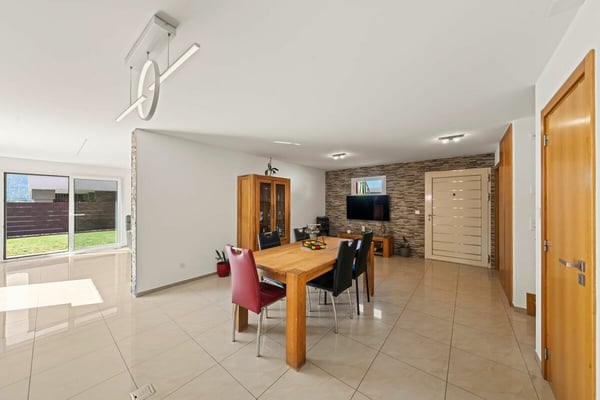 Charmante villa 4 pièces ½ de 130 m2 nets à Vétroz sur parcelle de 463 m2 6