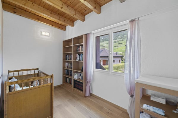 Splendide villa 6 pièces 1/2 de 297 m2 avec un magnifique extérieur 13