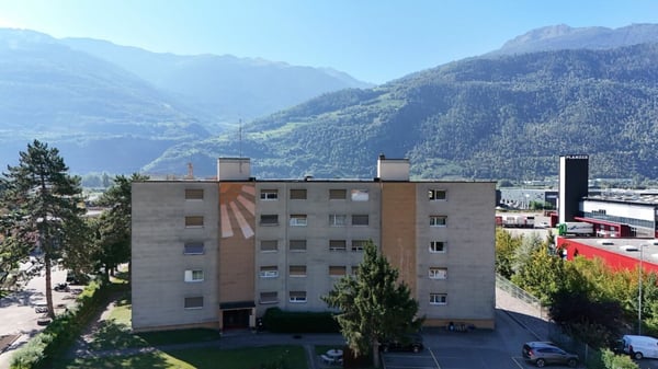 Spacieux attique 4 pièces 1/2 de 111 m2 bruts à Conthey 16