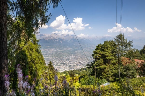 Chalet unique au bord du bisse, à seulement 350 mètres des télécabines de Veysonnaz 2