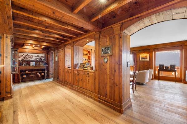 Crans-Montana: Exceptional central location 10