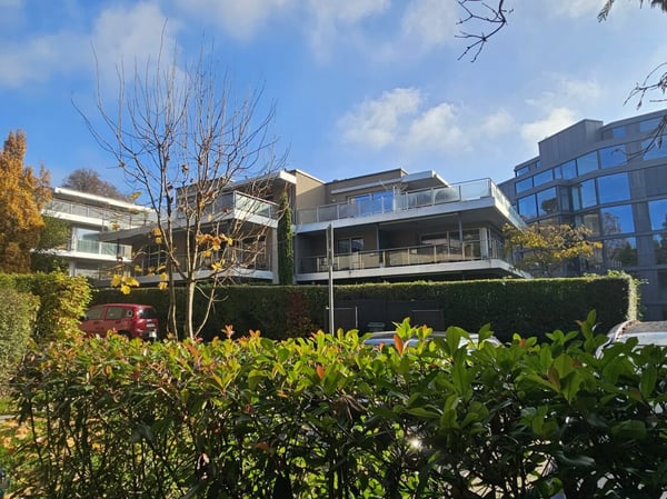 Attique 2,5 pièces de 73 m2 à Lausanne 9