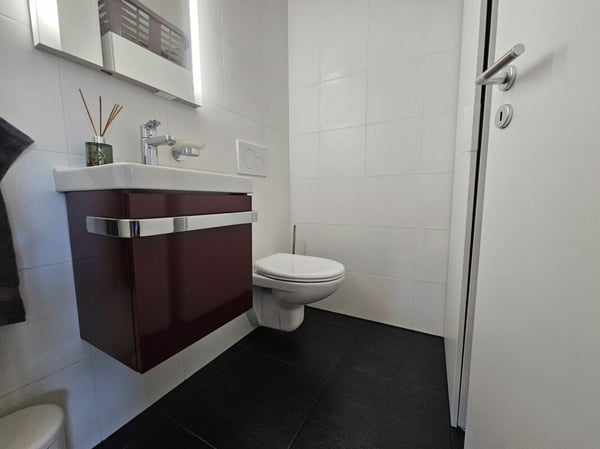 Attique 2,5 pièces de 73 m2 à Lausanne 6