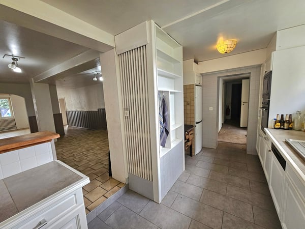 Magnifique propriété de 3 appartements à Longirod avec jardin 13