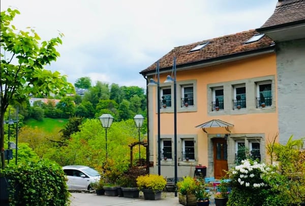 Maison de caractère historique à vendre à Moudon 1