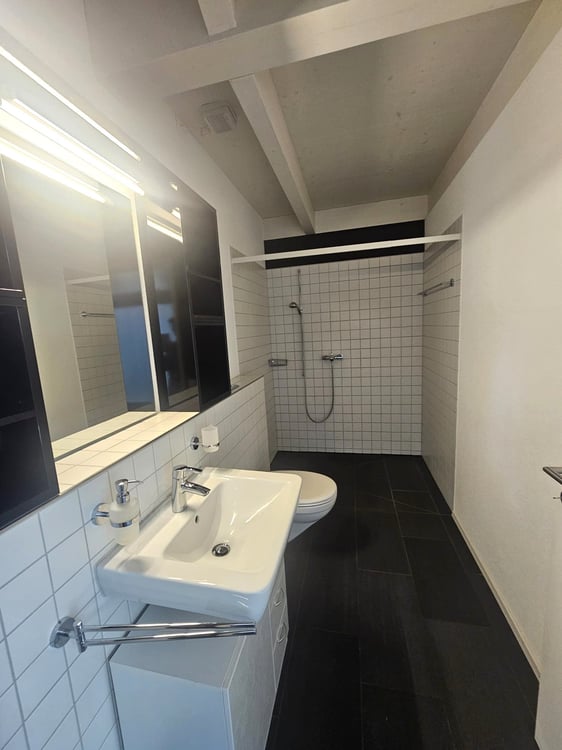 RARE ! Charmant appartement de 2.5 pièces à Morrens avec terrasse et jardin 9