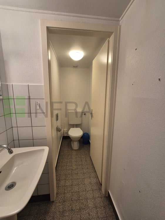 A ne pas manquer ! Surface commerciale de 163 m2 3