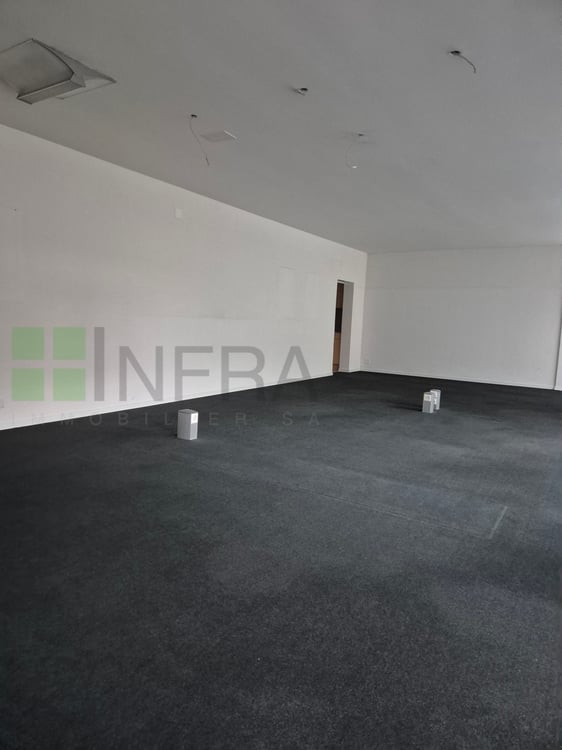 A ne pas manquer ! Surface commerciale de 163 m2 7