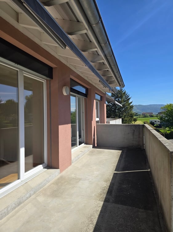Logement 4,5 pièces au 1er étage de 100 m2, avec ascenseur 5
