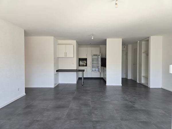 Logement 4,5 pièces au 1er étage de 100 m2, avec ascenseur 1