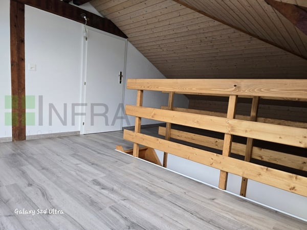 Studio de 52 m2 en attique Sans ascenseur 6