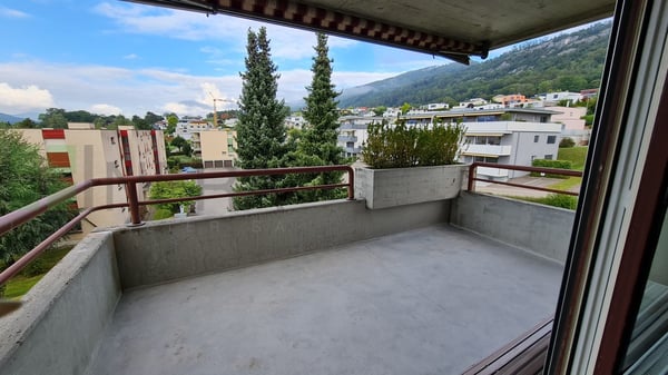 Beau 1.5 pces 17 m2 avec grand balcon 4