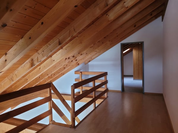 Attique en duplex de 107 m2 au 3ème étage, sans ascenseur 7