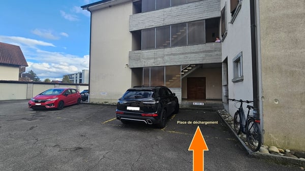 Lot à vendre - Surface commerciale et appartement de 4.5 pièces 13