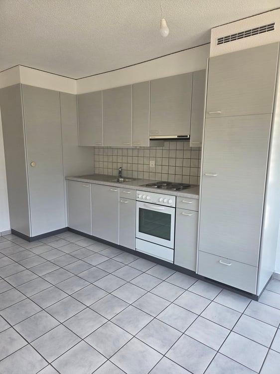 Studio de 40 m2 au 2ème étage, avec ascenseur 2