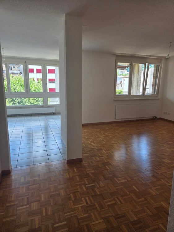 Studio de 40 m2 au 2ème étage, avec ascenseur 7