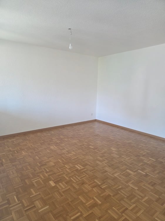 Studio de 40 m2 au 2ème étage, avec ascenseur 6