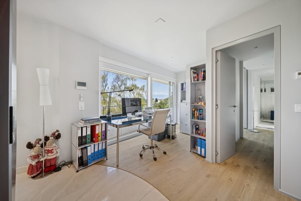 Villa d'architecte avec vue et piscine 10